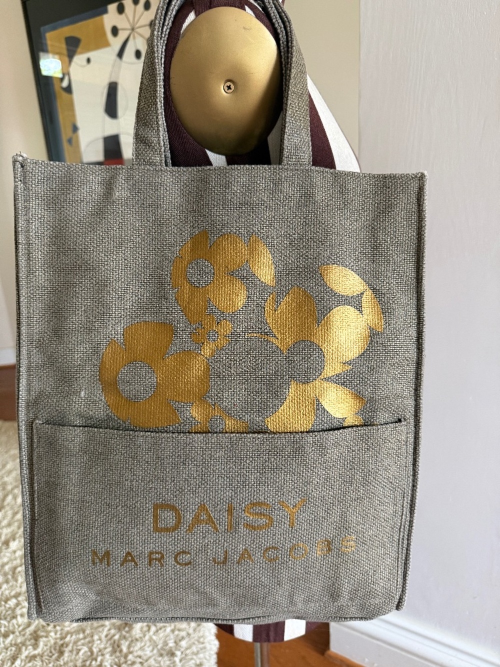 Marc Jacobs Daisy Khaki Canvas Tote Bag Logo Accent Gold Front Pocket